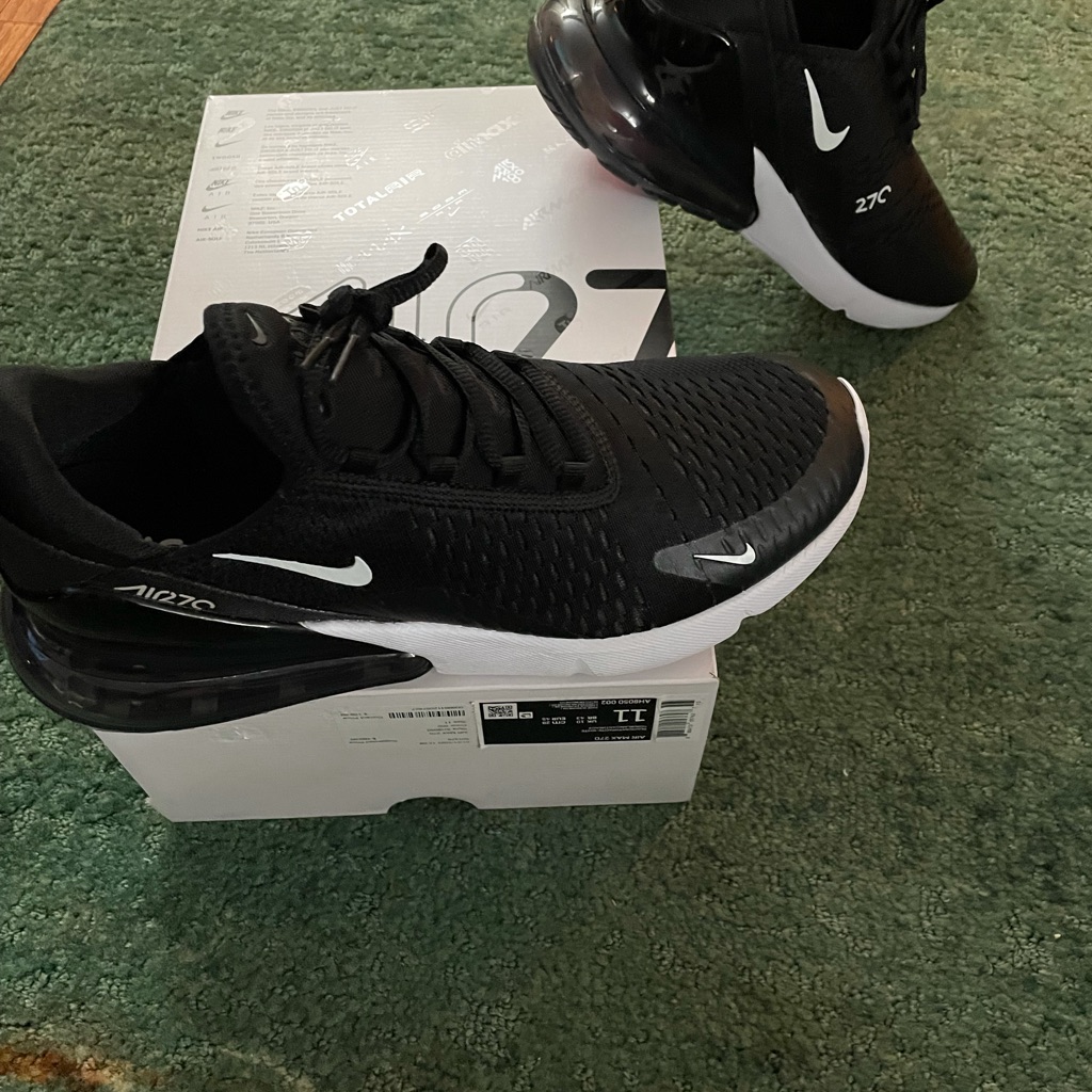 Brand New Mens Nike Air Max 270 For Sale Size 11